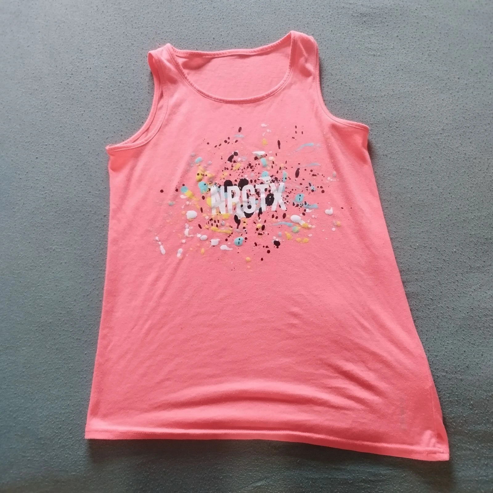 Tee shiirt enfant taille 12ans 1e bon état 